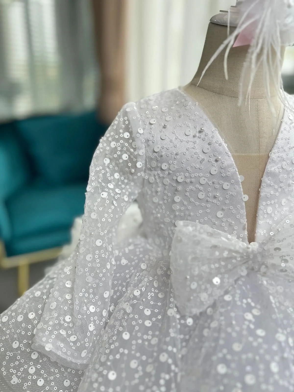 Childrens-wedding-sequin-long-sleeve-flower-girl-tail-dress-birthday-party-girl-princess-dress-AVELAPRO-47426117238955-06 Children's wedding sequin long sleeve flower girl tail dress birthday party girl princess dress