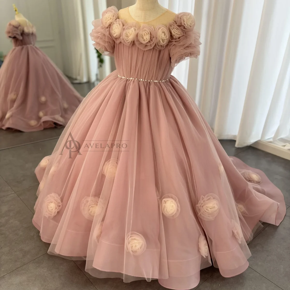 Luxury Arabic Pink Girl Dress Handmade Flowers Princess Gown