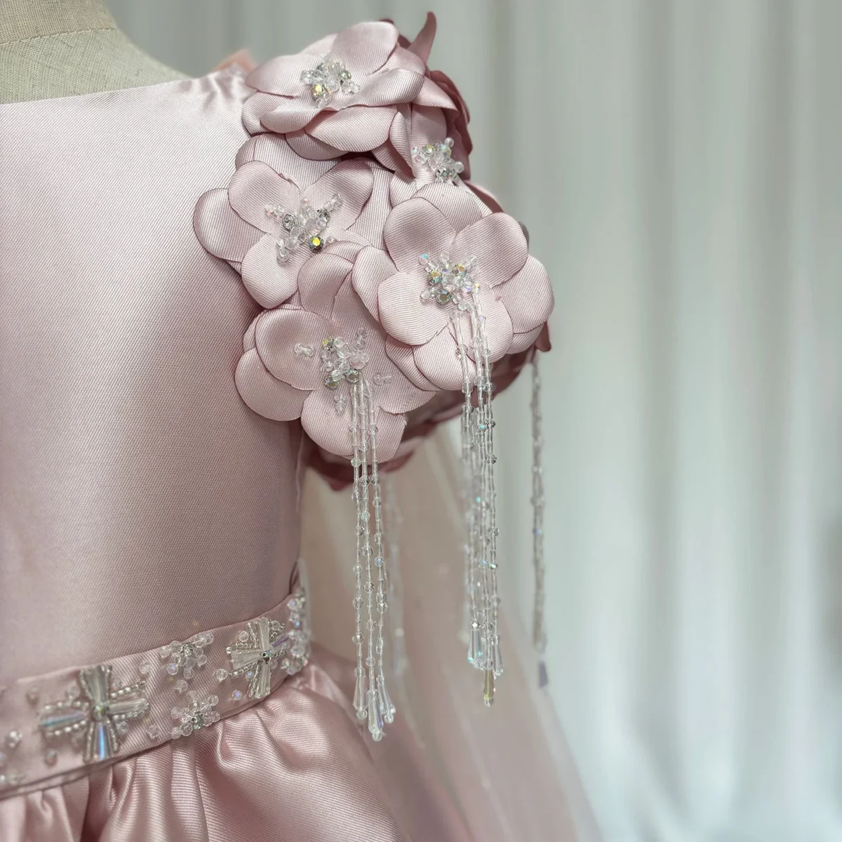 Luxury-Dusty-Pink-Beaded-Arabic-Girl-Dress-with-Cap-Sleeves-J037-AVELAPRO-50751479415087-04 Luxury Dusty Pink Beaded Arabic Girl Dress with Cap Sleeves