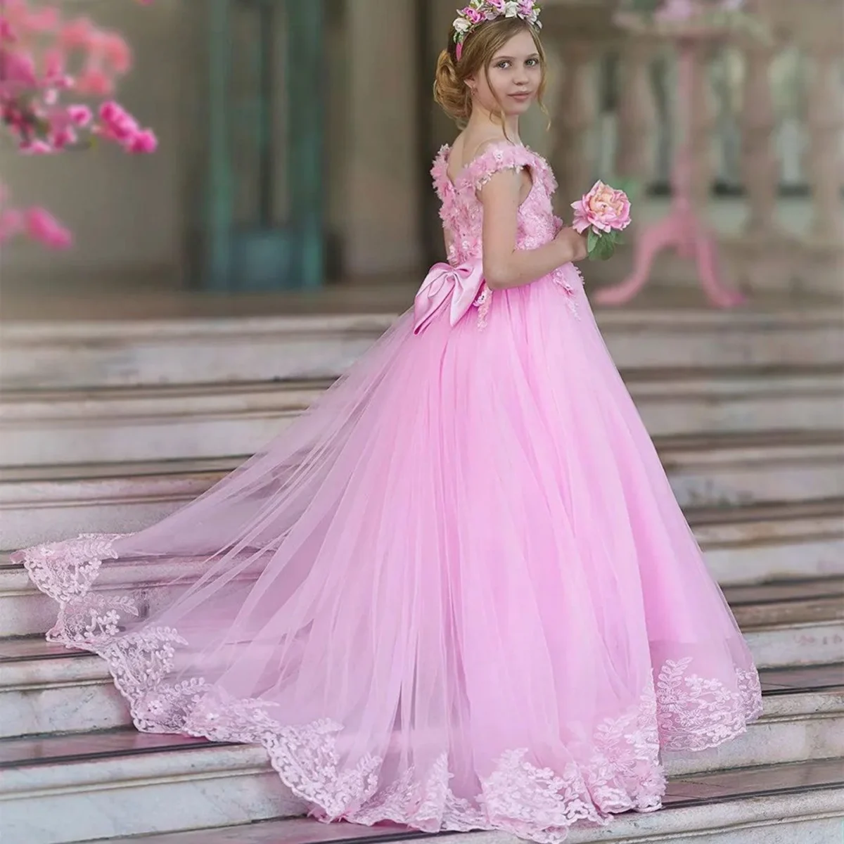 Luxury Pink Tulle Lace Girl Dress Sweep Train Ball Gown
