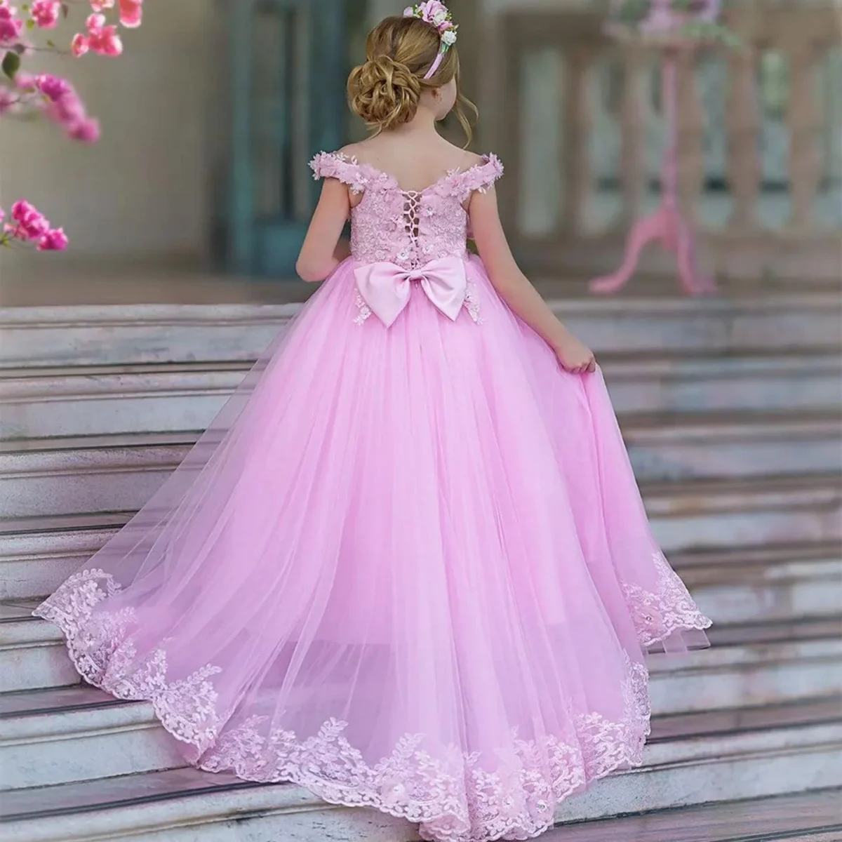 Luxury Pink Tulle Lace Girl Dress Sweep Train Ball Gown