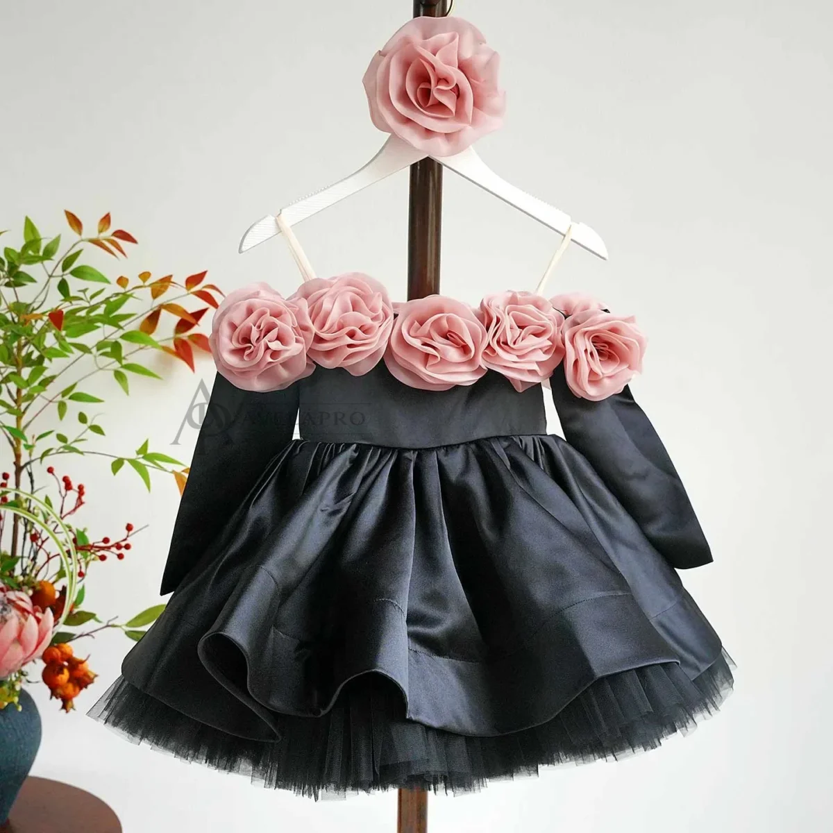 Black Off Shoulder Flower Girl Dress with 3D Flower Princess Party Ball Dress