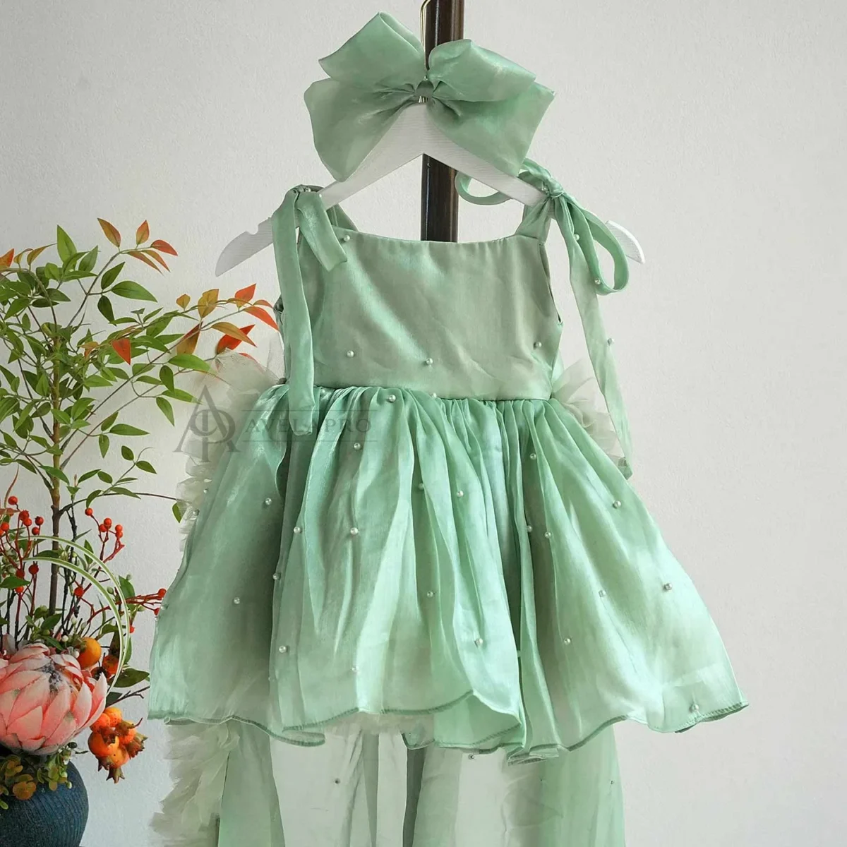 Bowed Lace Up Satin Flower Girl Dress With Trailing