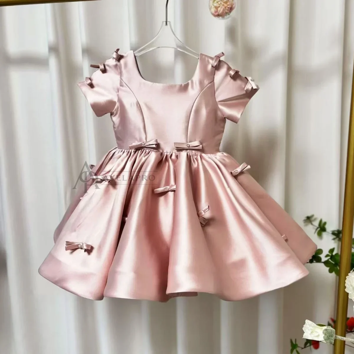 Dreamy Girl Dress Bowed for Kids Birthday Party Ball Gown