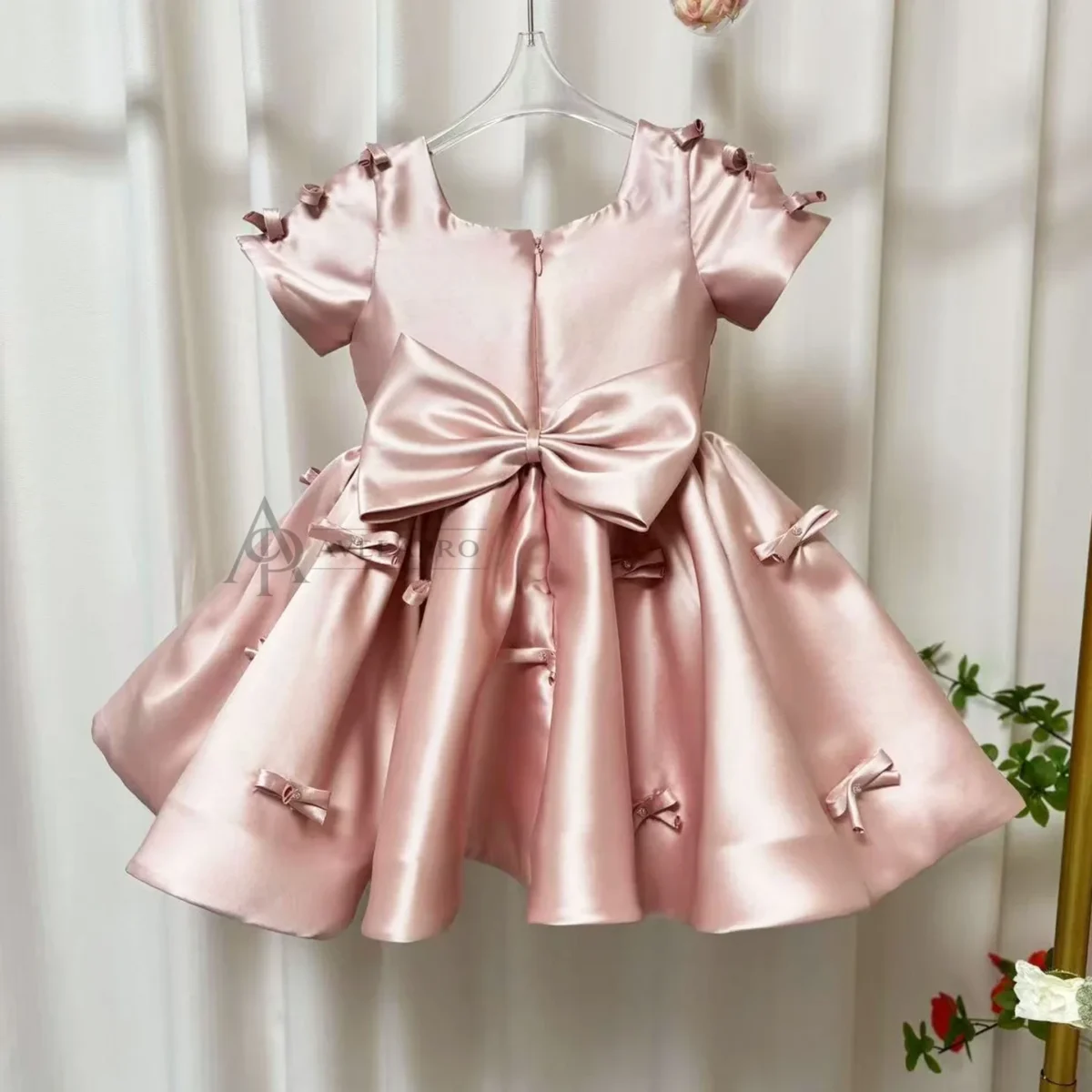 Dreamy Girl Dress Bowed for Kids Birthday Party Ball Gown