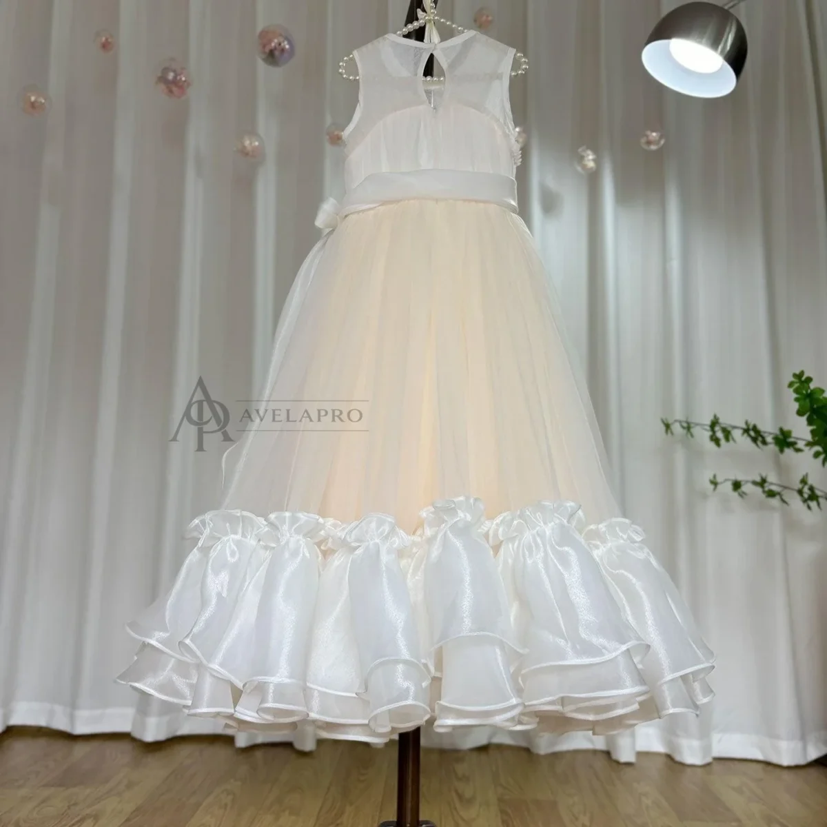 Elegant Beige Girl Dress Princess for Birthday Wedding Party