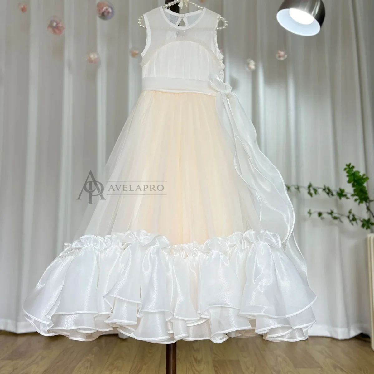 Elegant Beige Girl Dress Princess for Birthday Wedding Party