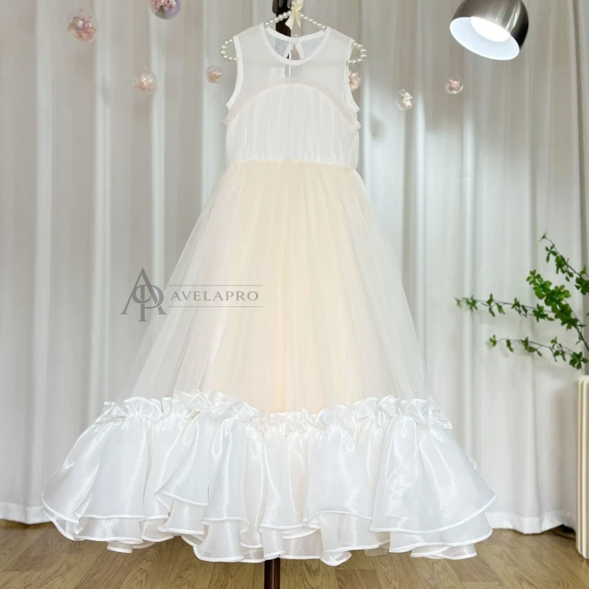 Elegant Beige Girl Dress Princess for Birthday Wedding Party