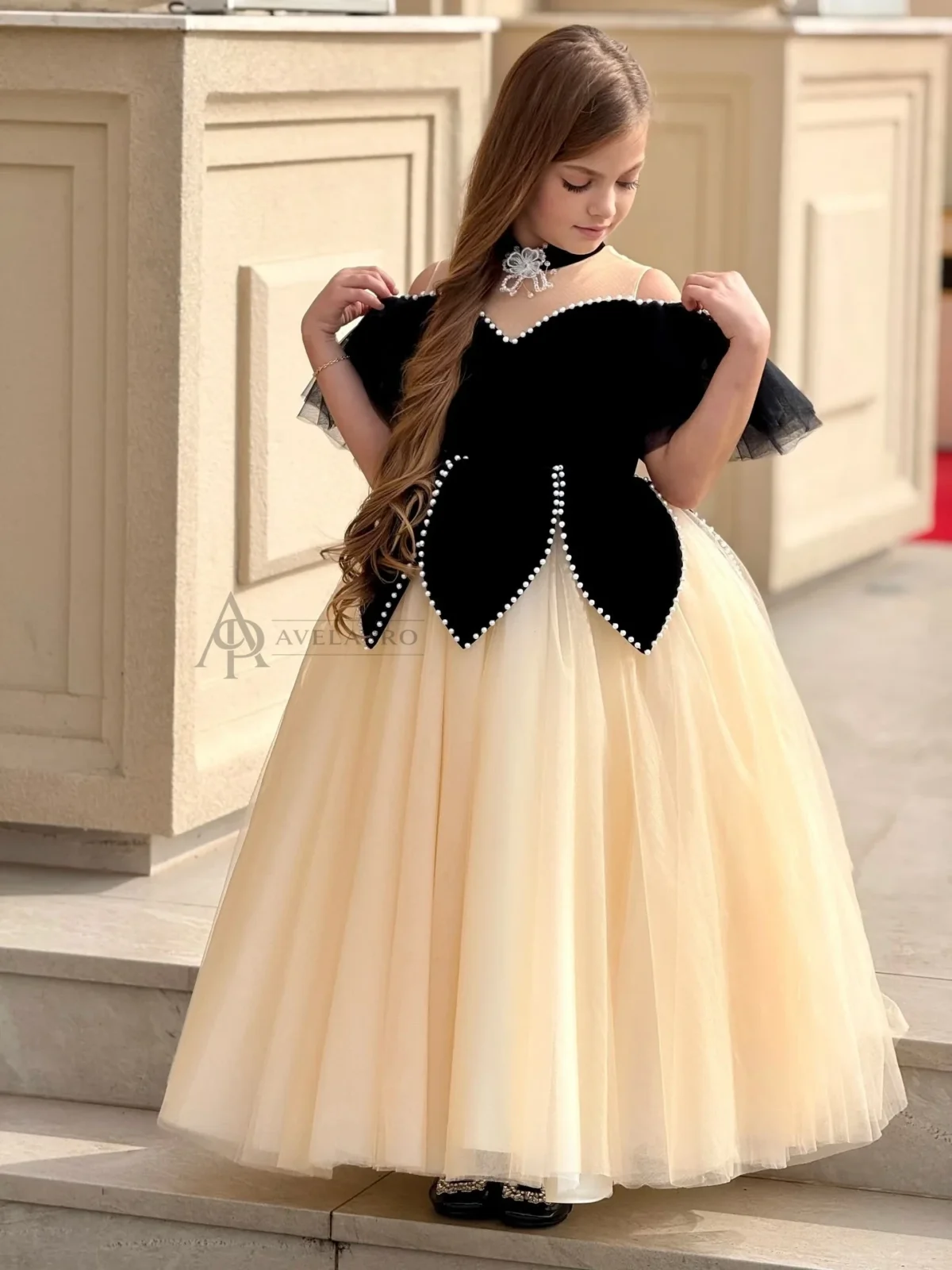 Elegant Black Off-Shoulder Princess Ball Gown Dress