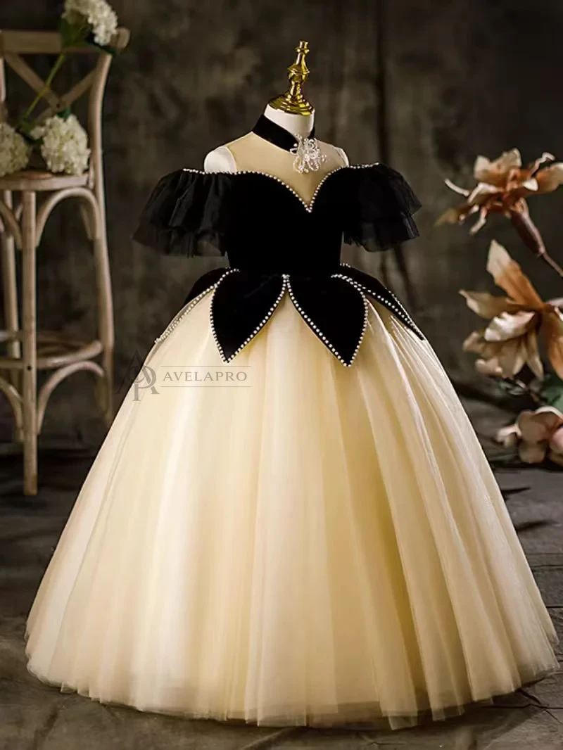 Elegant Black Off-Shoulder Princess Ball Gown Dress