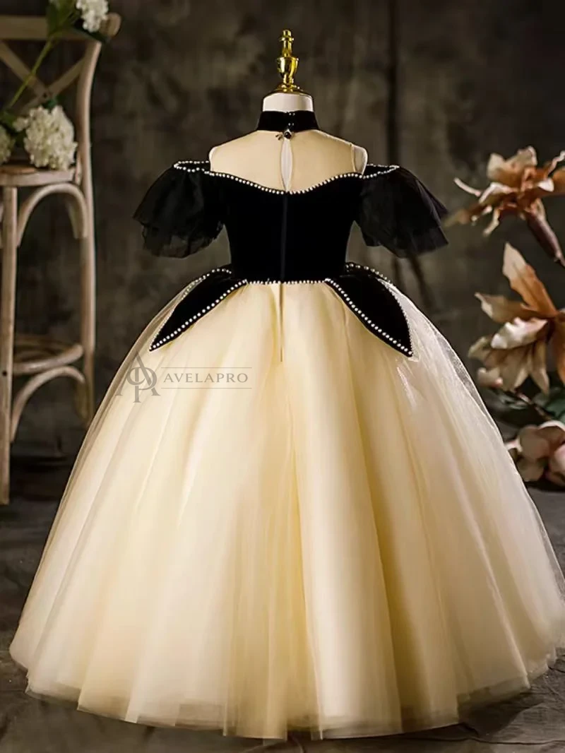 Elegant Black Off-Shoulder Princess Ball Gown Dress