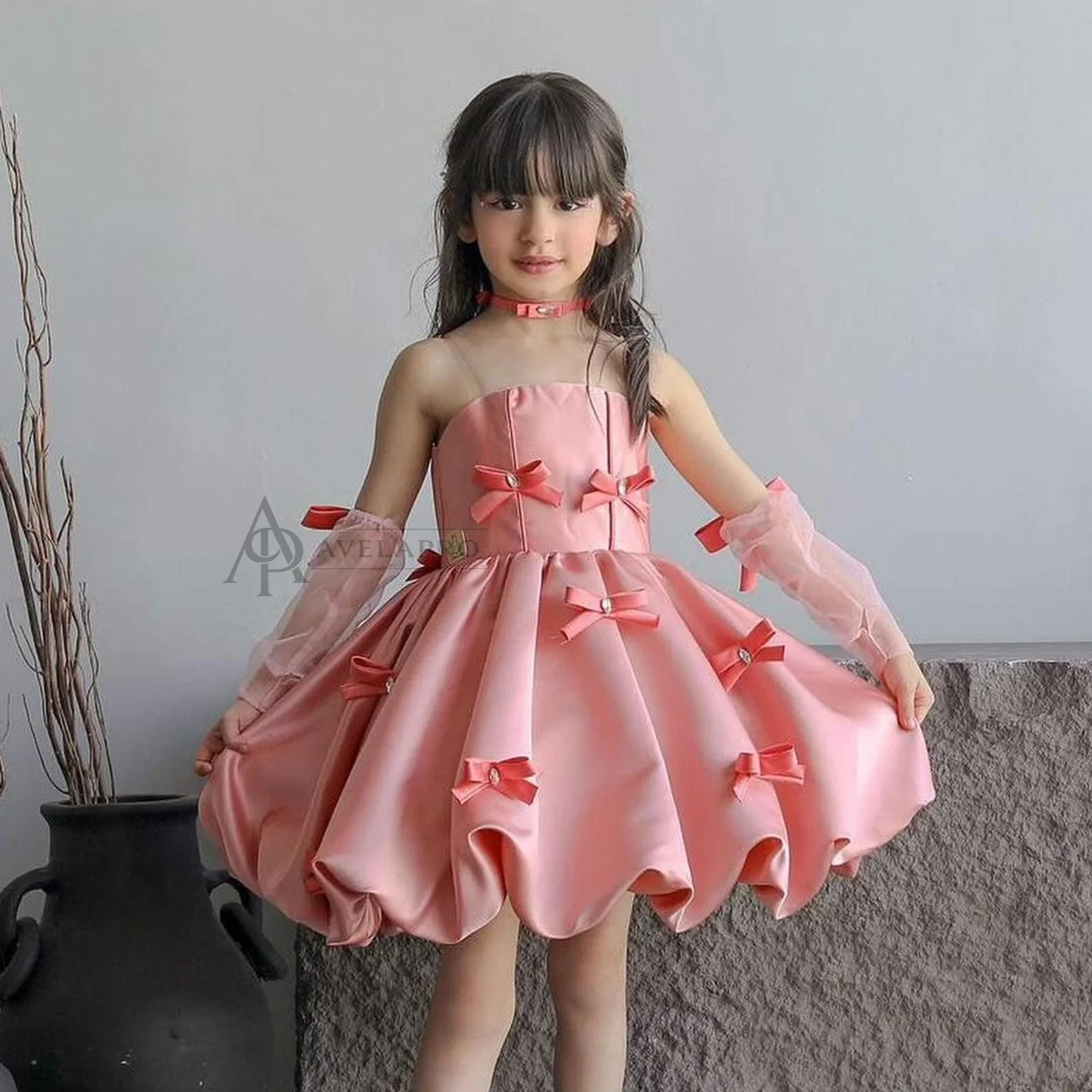 Elegant Pink Arabic Flower Girl Dresses with Glove Dubai Backless