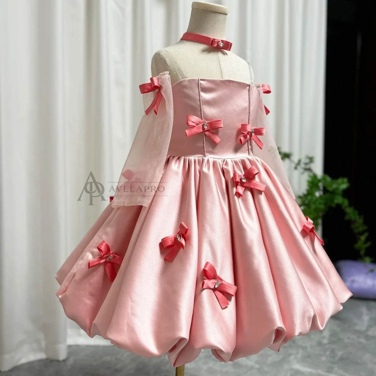 Elegant Pink Arabic Flower Girl Dresses with Glove Dubai Backless