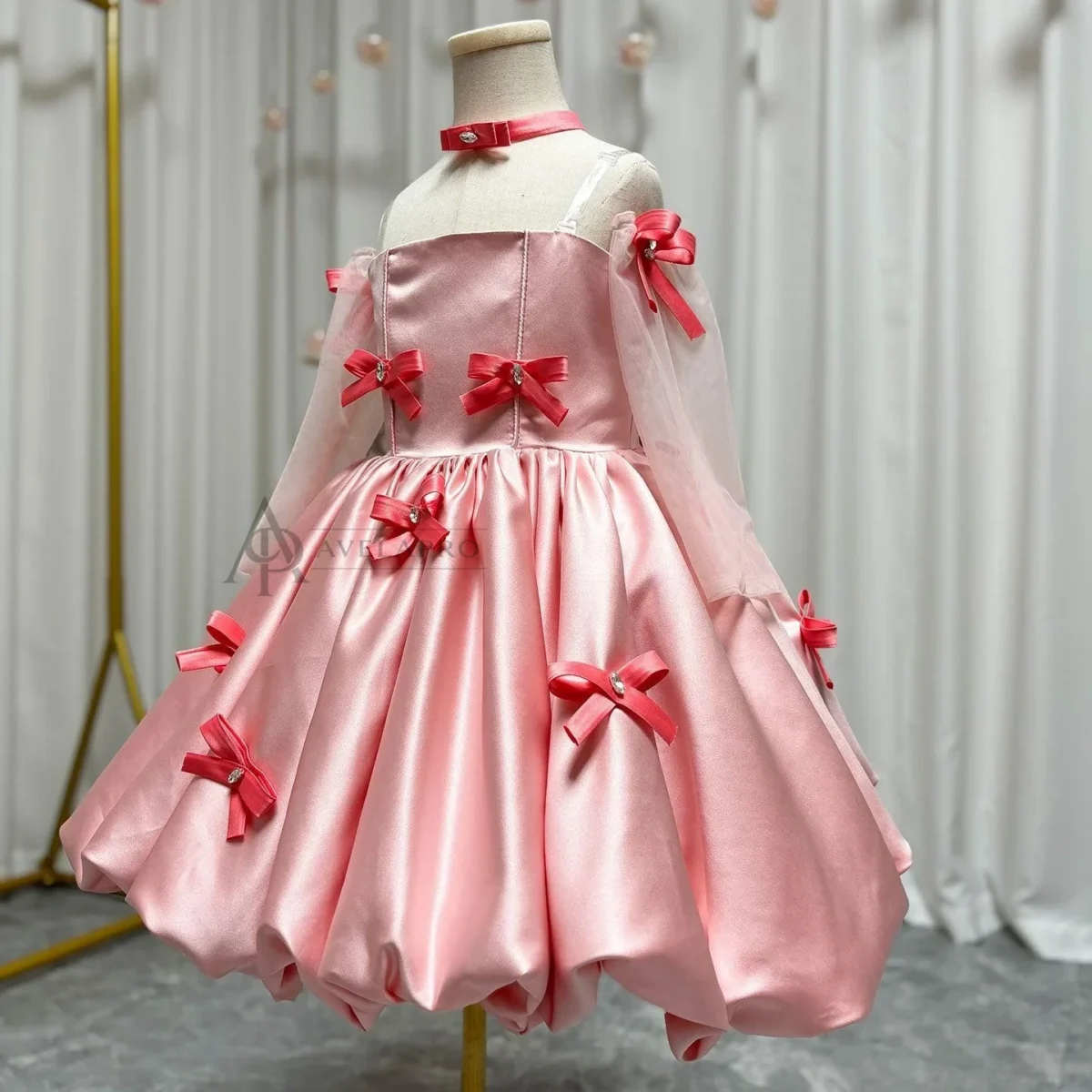 Elegant Pink Arabic Flower Girl Dresses with Glove Dubai Backless