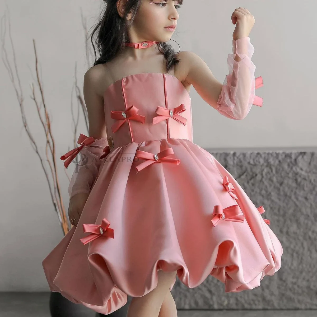 Elegant Pink Arabic Flower Girl Dresses with Glove Dubai Backless