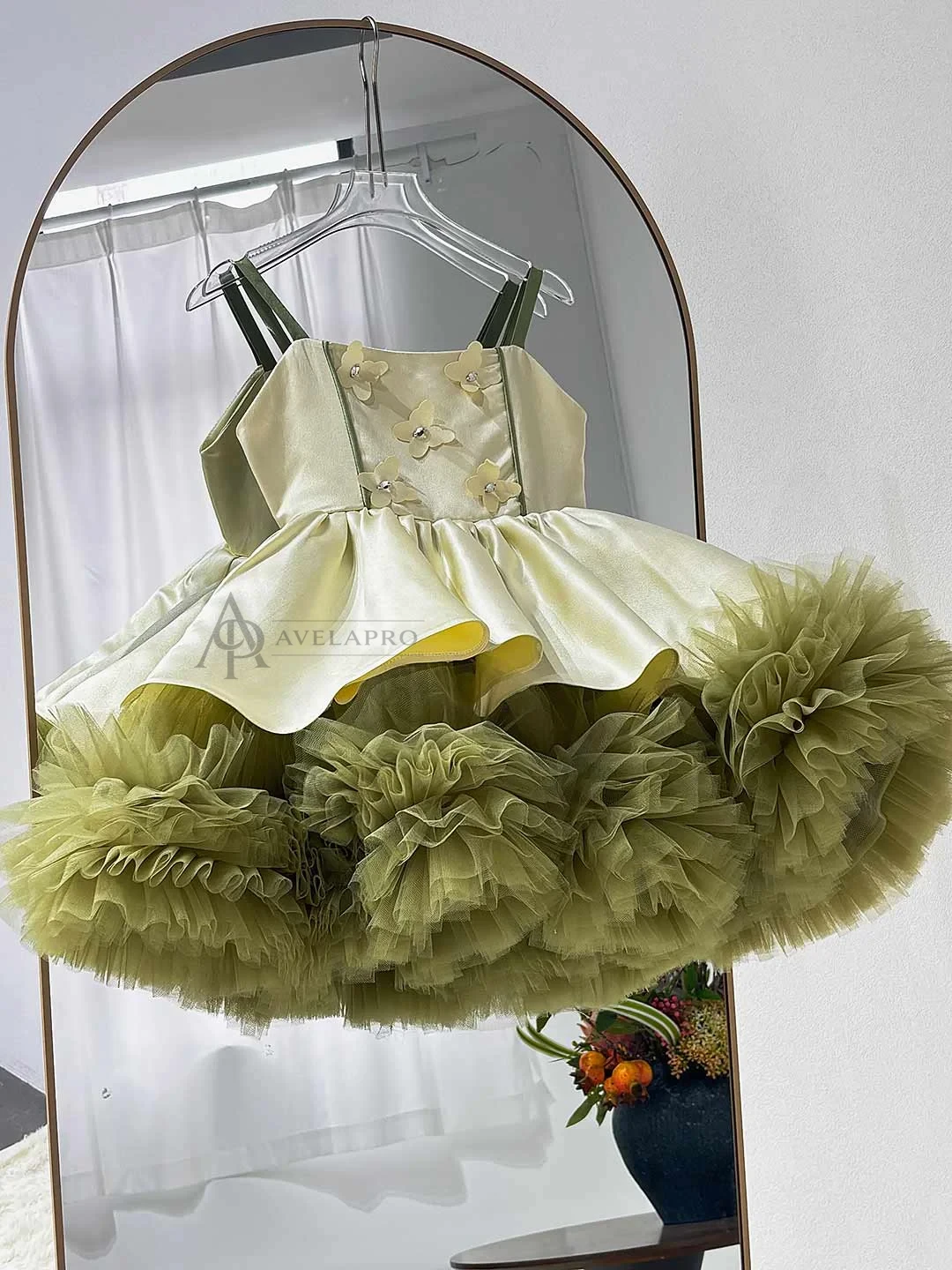 Elegant Princess Girl Dress for Kids Birthday Party Gown